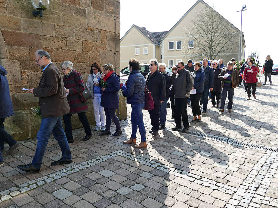 Palmsontag in Naumburg - Beginn der Heiligen Woche (Foto: Karl-Franz Thiede)